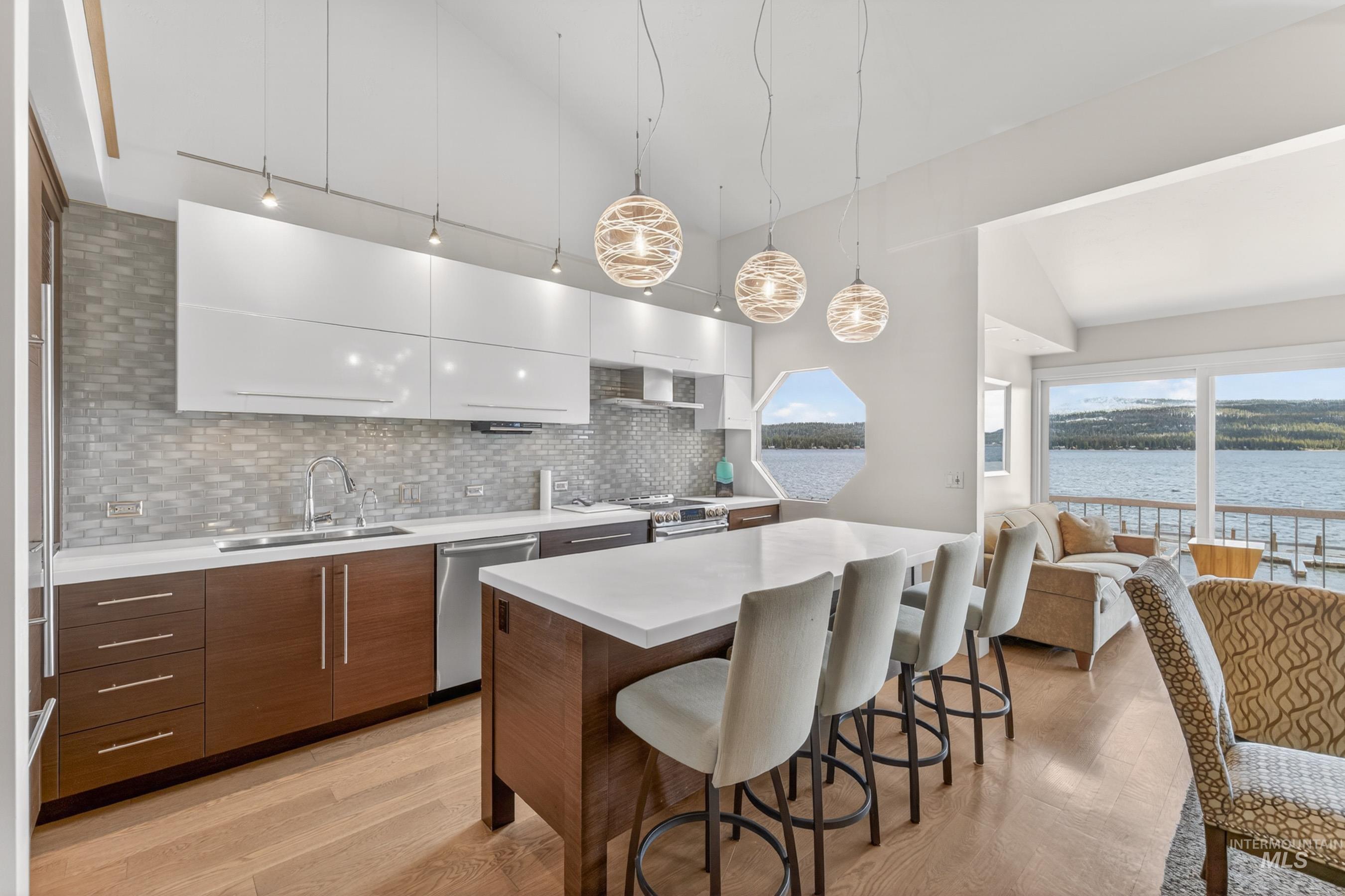 101 E Lake Street, McCall, Idaho 83638, 2 Bedrooms, 2 Bathrooms, Residential For Sale, Price $2,250,000,MLS 98984101