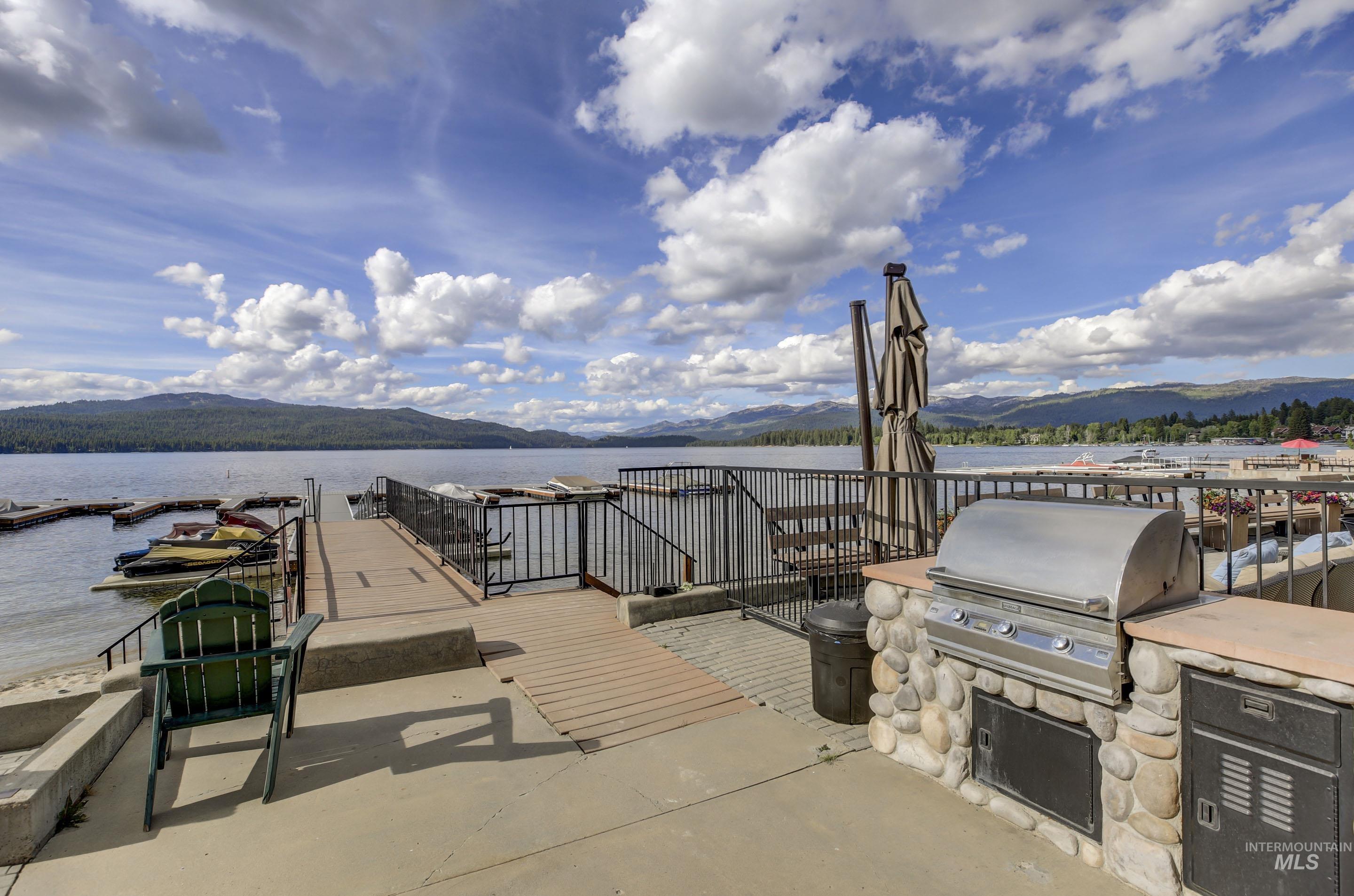 101 E Lake Street, McCall, Idaho 83638, 2 Bedrooms, 2 Bathrooms, Residential For Sale, Price $2,250,000,MLS 98984101