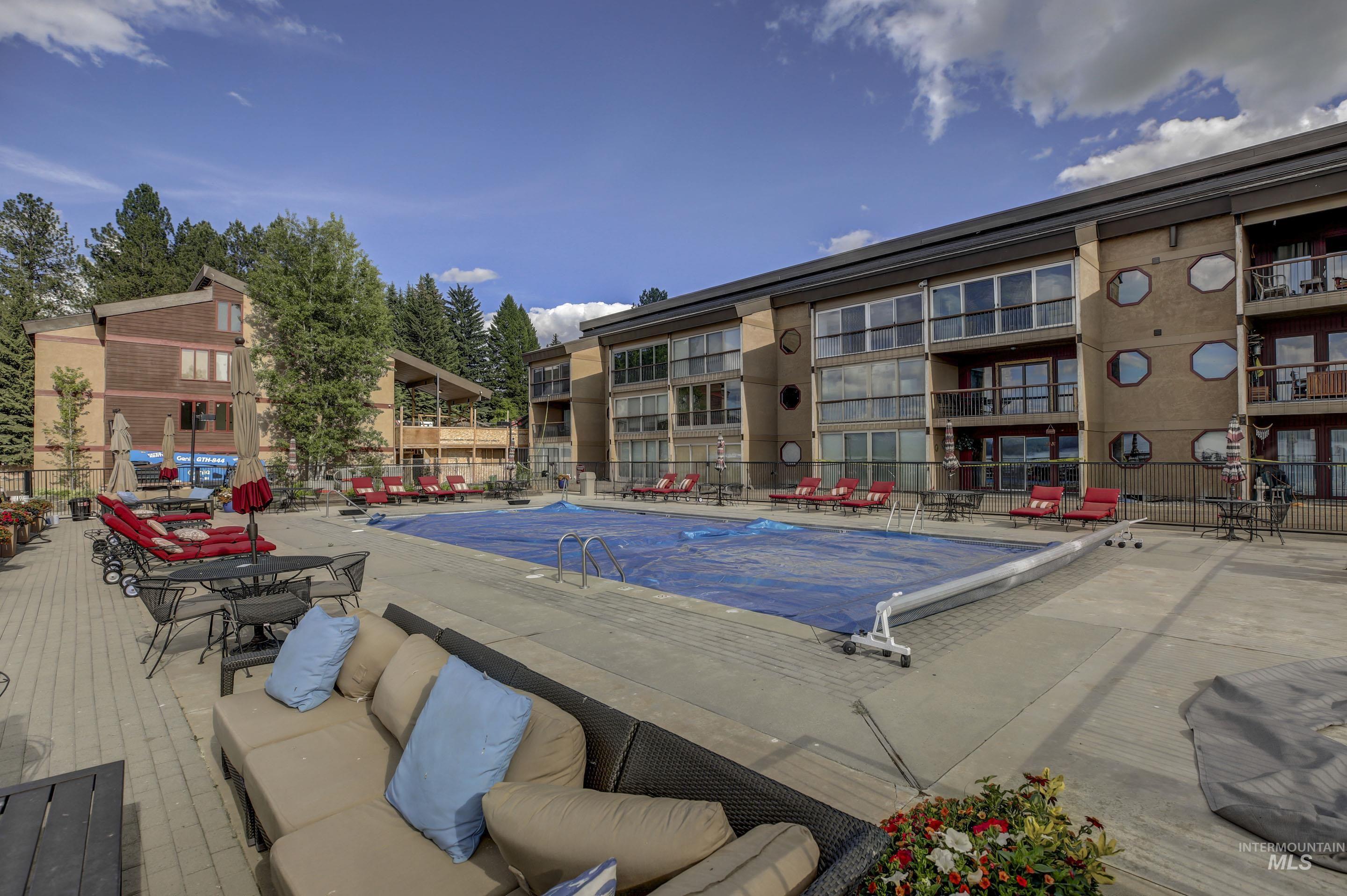 101 E Lake Street, McCall, Idaho 83638, 2 Bedrooms, 2 Bathrooms, Residential For Sale, Price $2,250,000,MLS 98984101