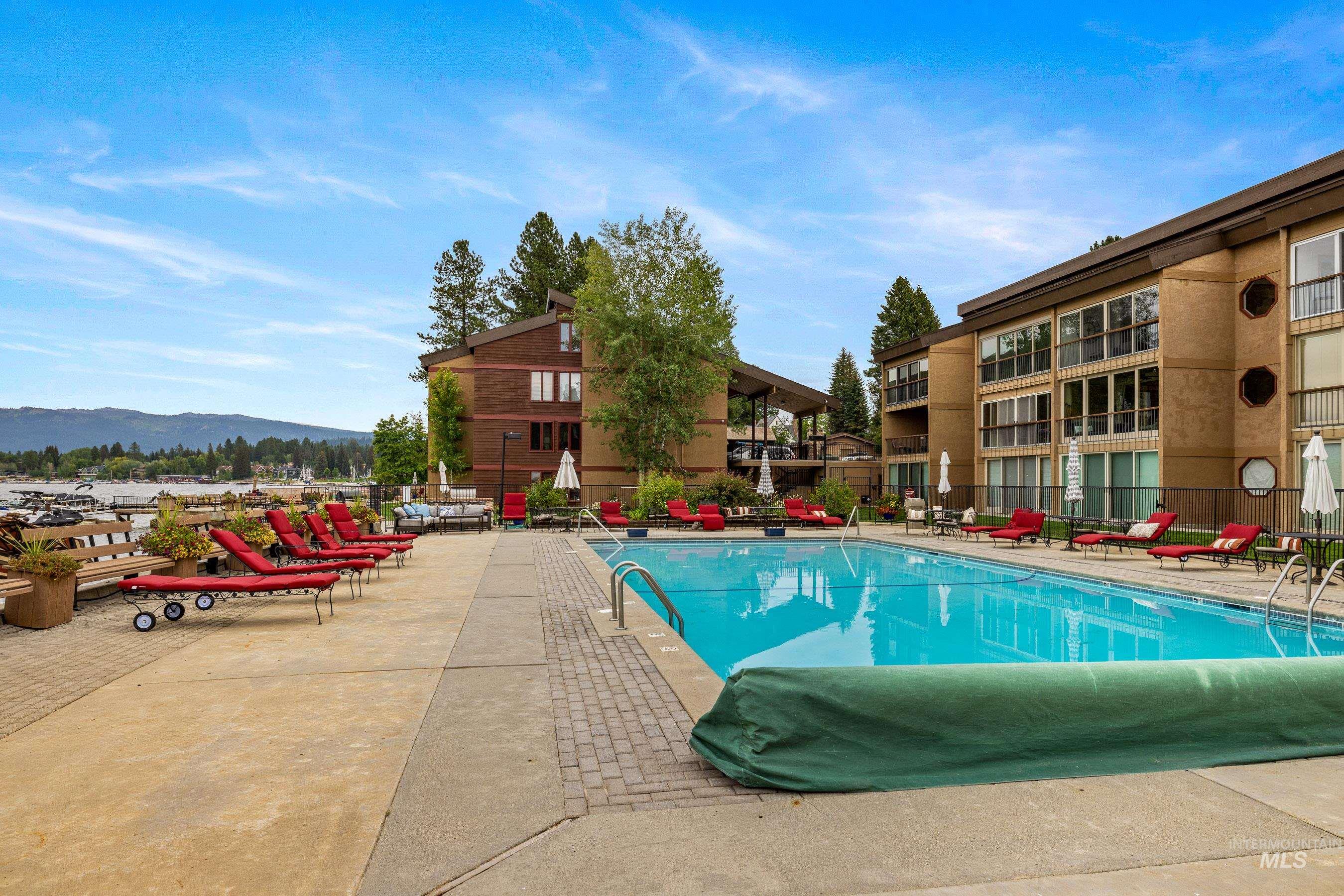 101 E Lake Street, McCall, Idaho 83638, 2 Bedrooms, 2 Bathrooms, Residential For Sale, Price $2,250,000,MLS 98984101