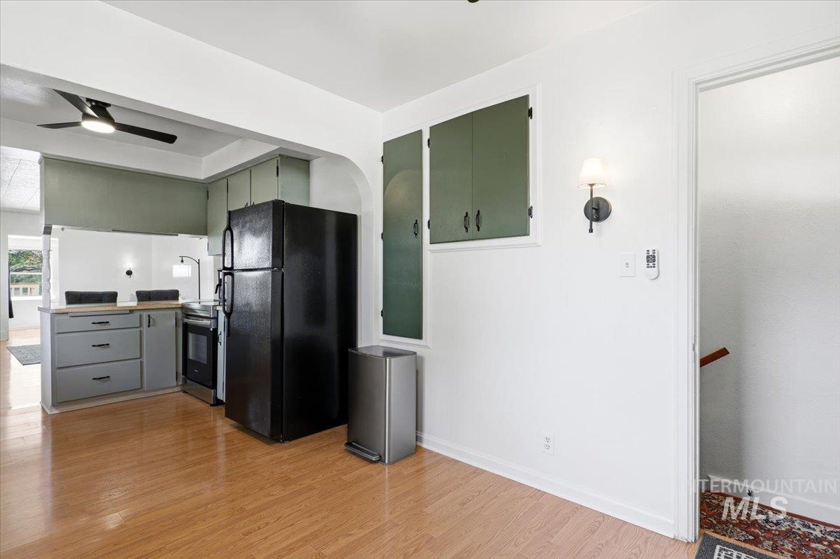 512 7th Street S, Nampa, Idaho 83651, 2 Bedrooms, 2 Bathrooms, Residential For Sale, Price $325,000, 98984105