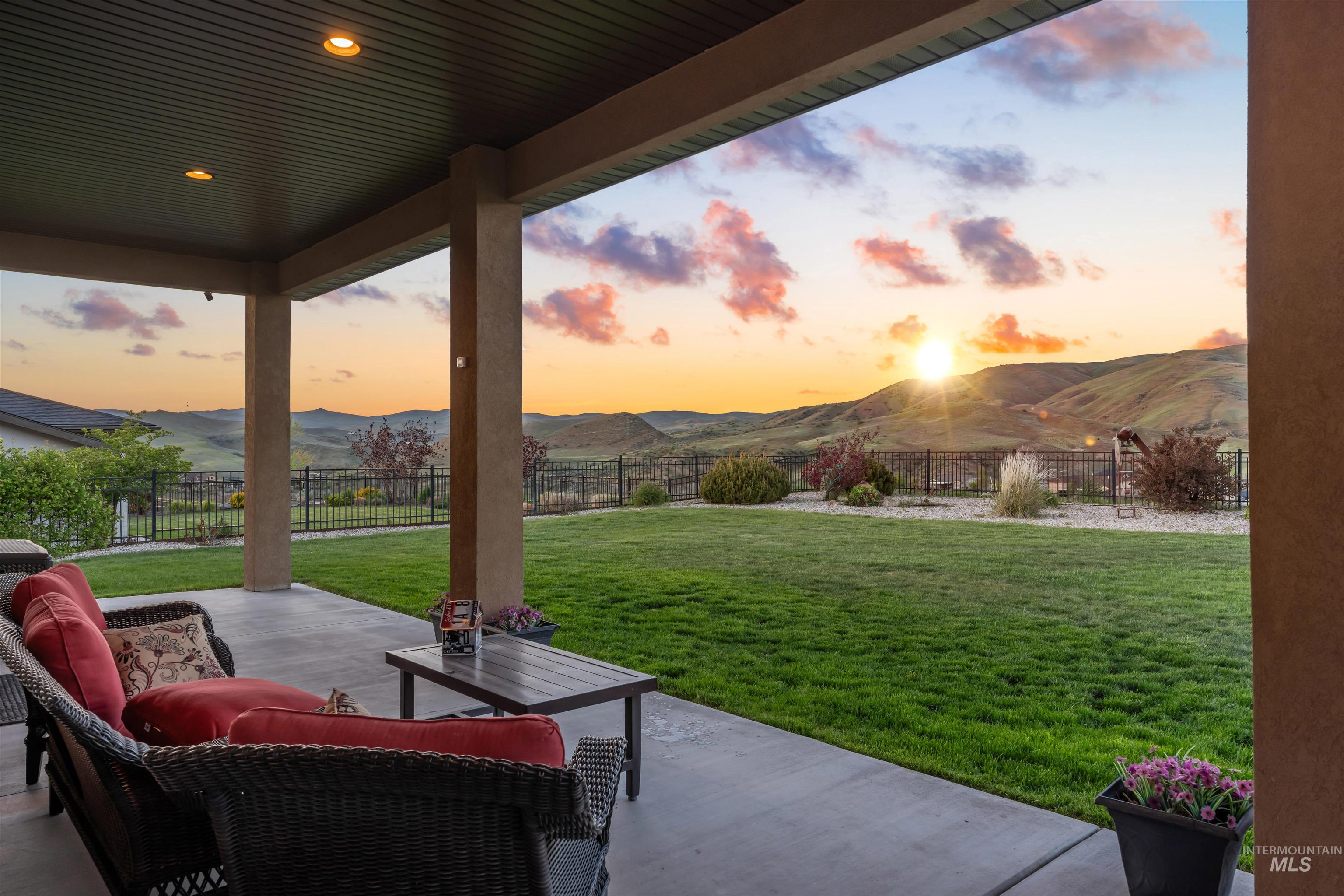 5318 W Parkridge Dr, Boise, Idaho 83714, 3 Bedrooms, 2.5 Bathrooms, Residential For Sale, Price $1,090,000, 98984108