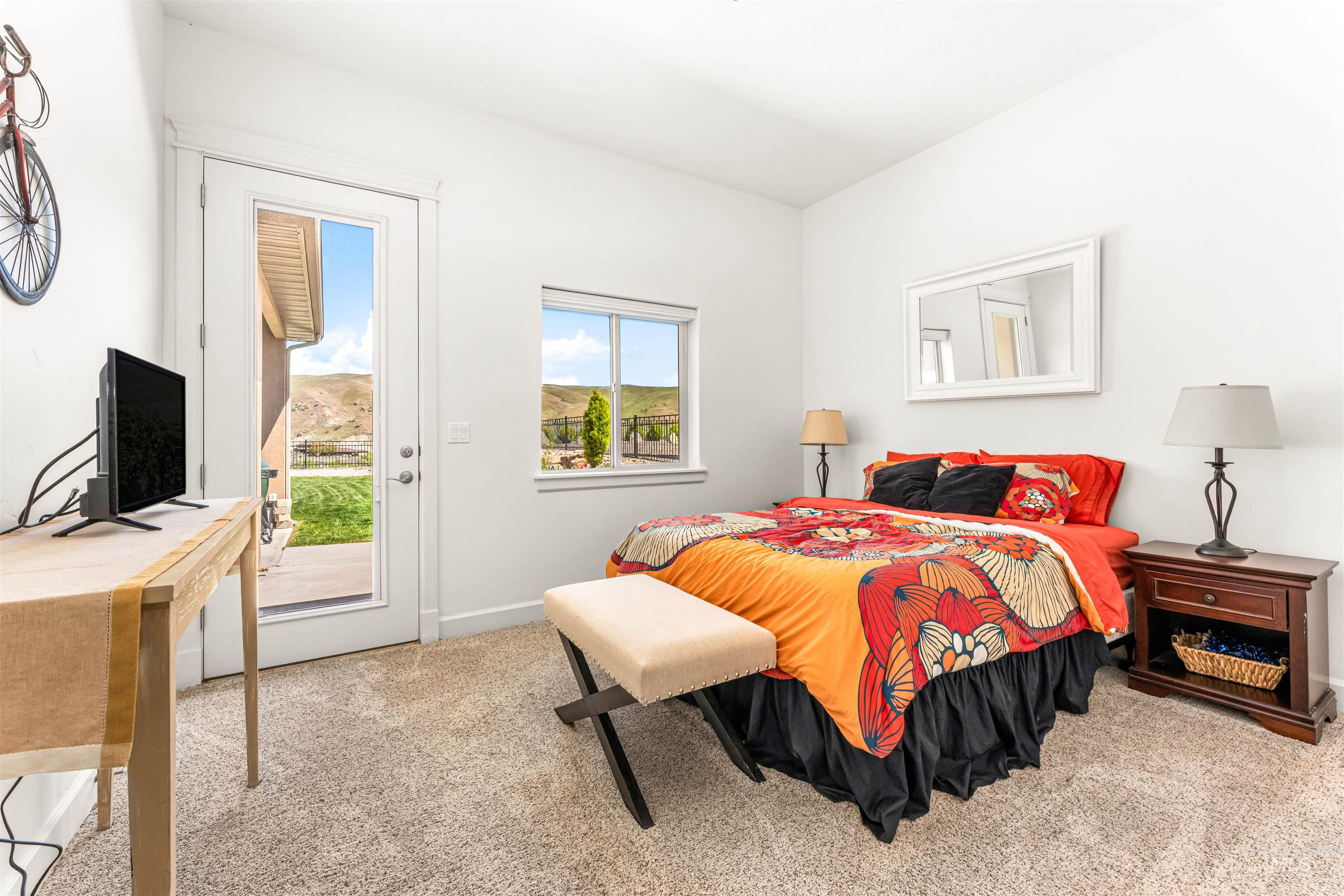 5318 W Parkridge Dr, Boise, Idaho 83714, 3 Bedrooms, 2.5 Bathrooms, Residential For Sale, Price $1,090,000, 98984108