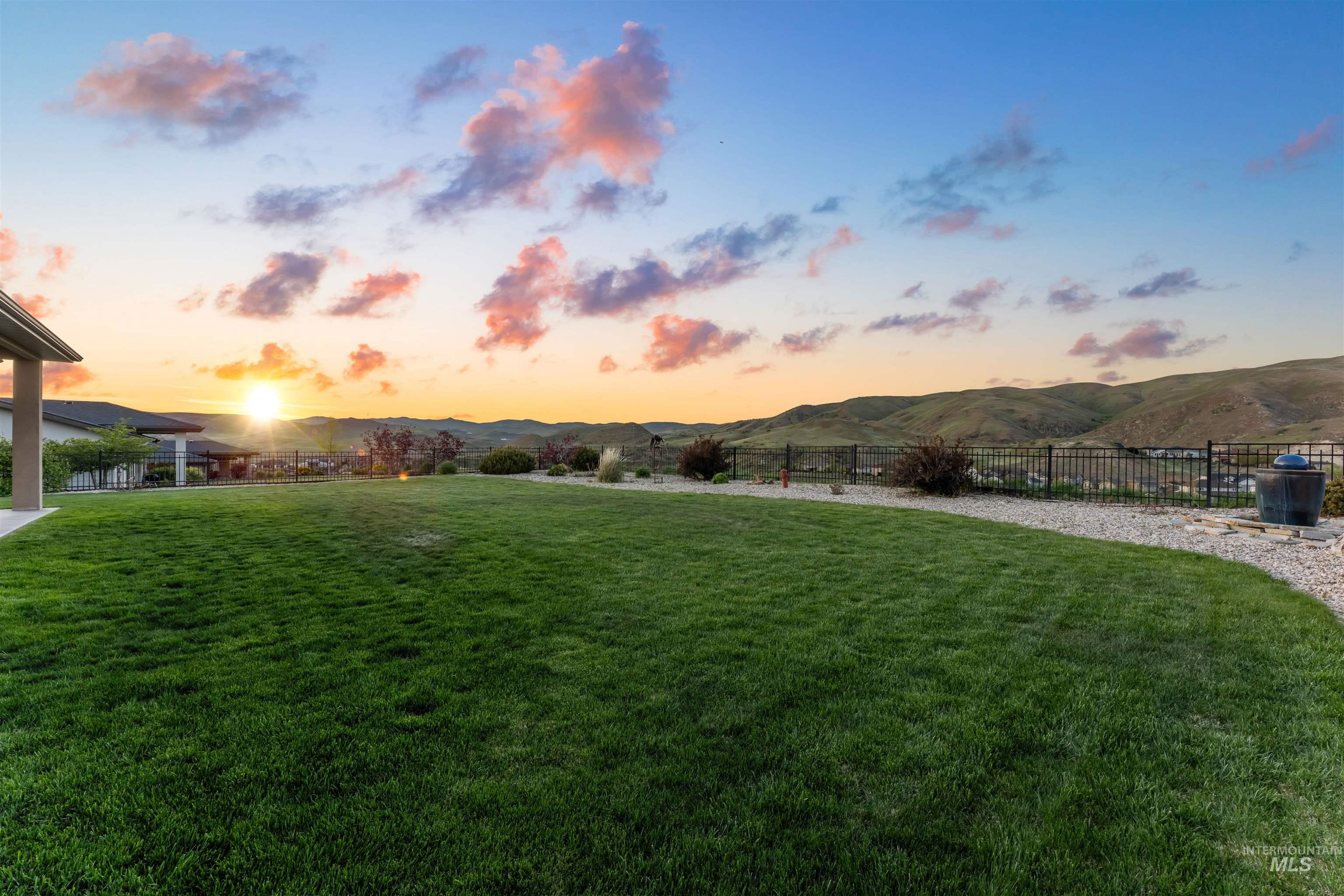 5318 W Parkridge Dr, Boise, Idaho 83714, 3 Bedrooms, 2.5 Bathrooms, Residential For Sale, Price $1,090,000, 98984108