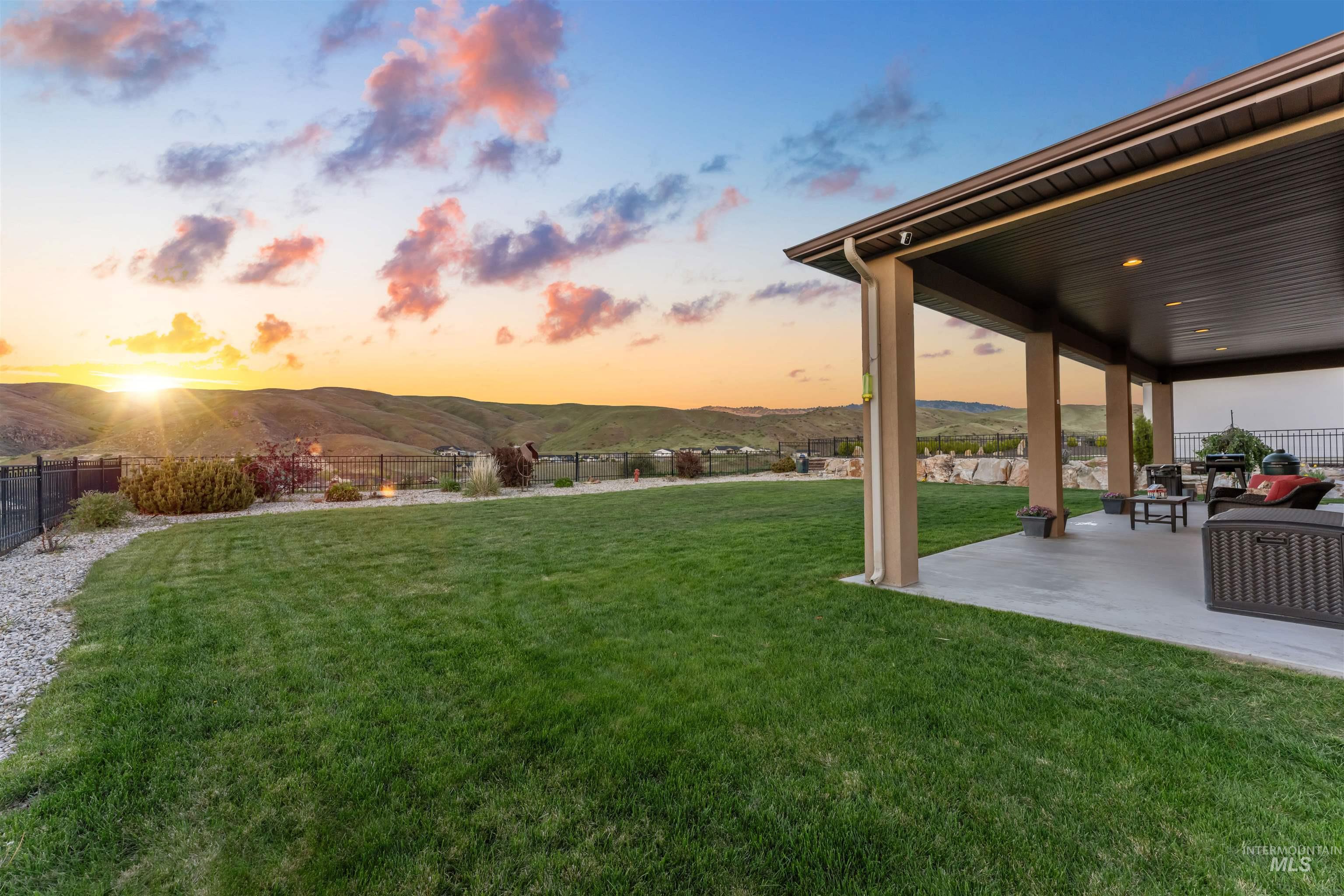 5318 W Parkridge Dr, Boise, Idaho 83714, 3 Bedrooms, 2.5 Bathrooms, Residential For Sale, Price $1,090,000, 98984108