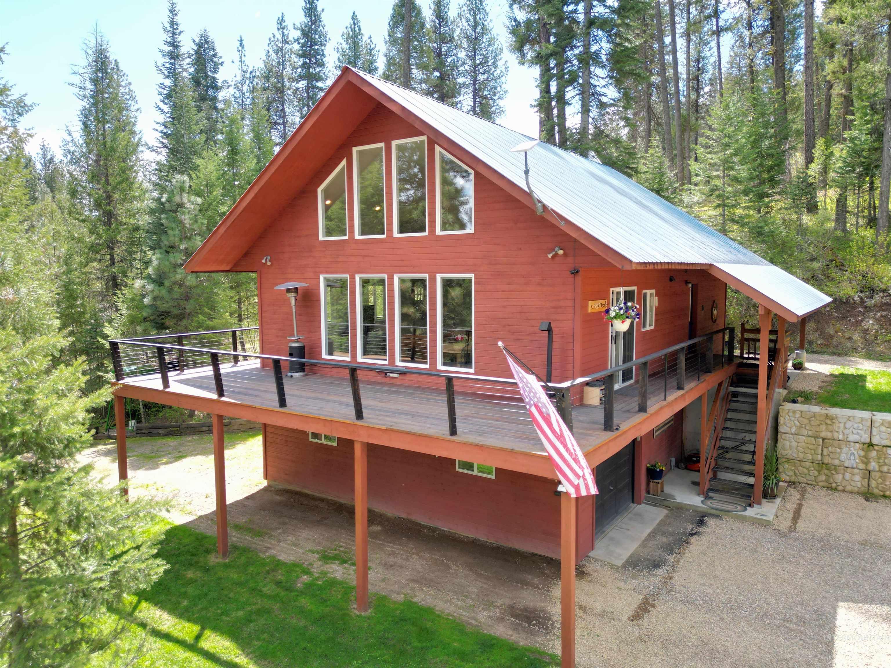 60 Star View Dr., Garden Valley, Idaho 83622, 3 Bedrooms, 2 Bathrooms, Residential For Sale, Price $699,900, 98984109