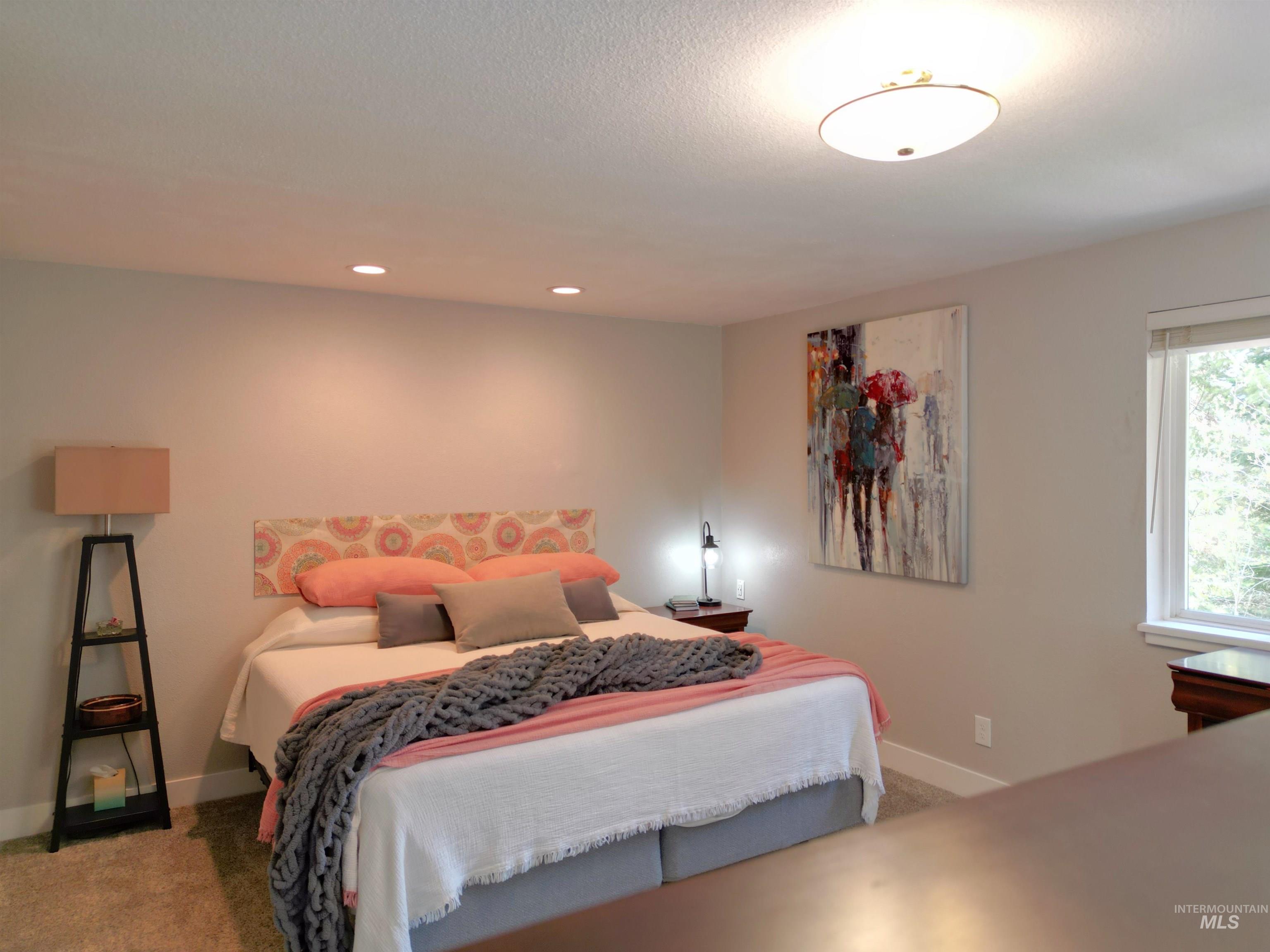 60 Star View Dr., Garden Valley, Idaho 83622, 3 Bedrooms, 2 Bathrooms, Residential For Sale, Price $699,900, 98984109