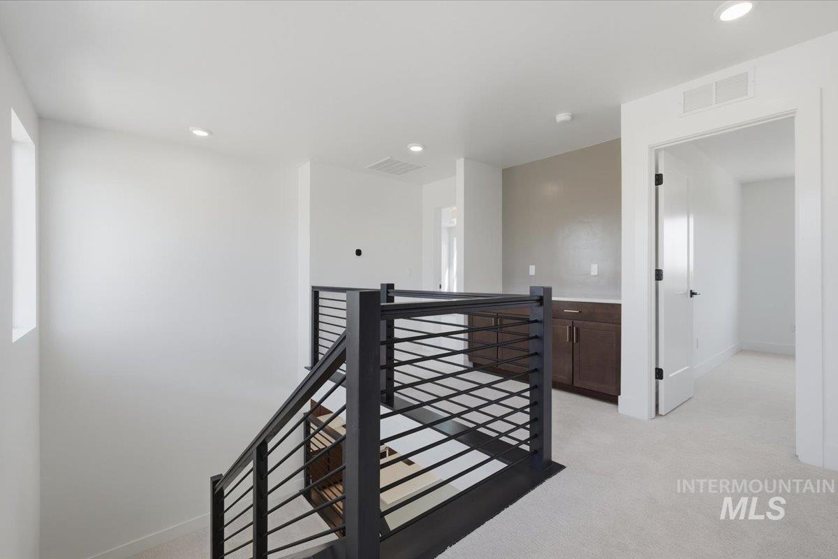 1194 S Papuan Way, Kuna, Idaho 83634, 3 Bedrooms, 3 Bathrooms, Residential For Sale, Price $535,000,MLS 98984113