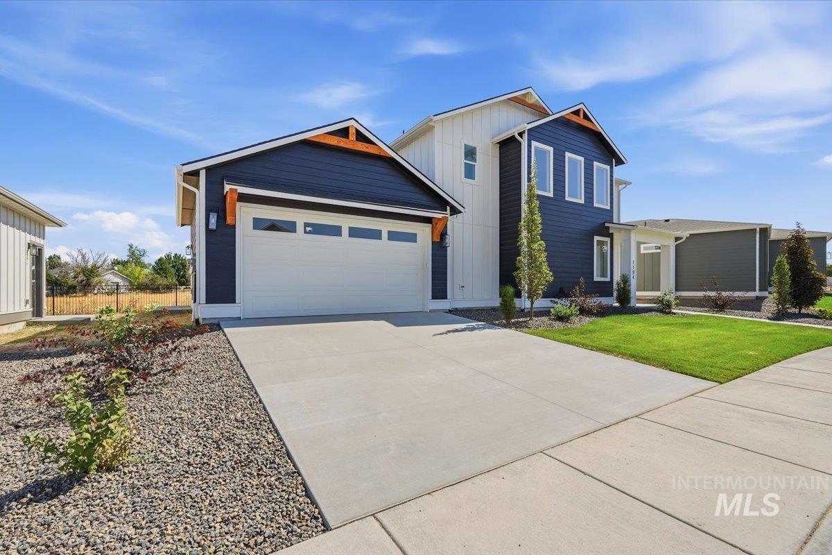 1194 S Papuan Way, Kuna, Idaho 83634, 3 Bedrooms, 3 Bathrooms, Residential For Sale, Price $535,000,MLS 98984113