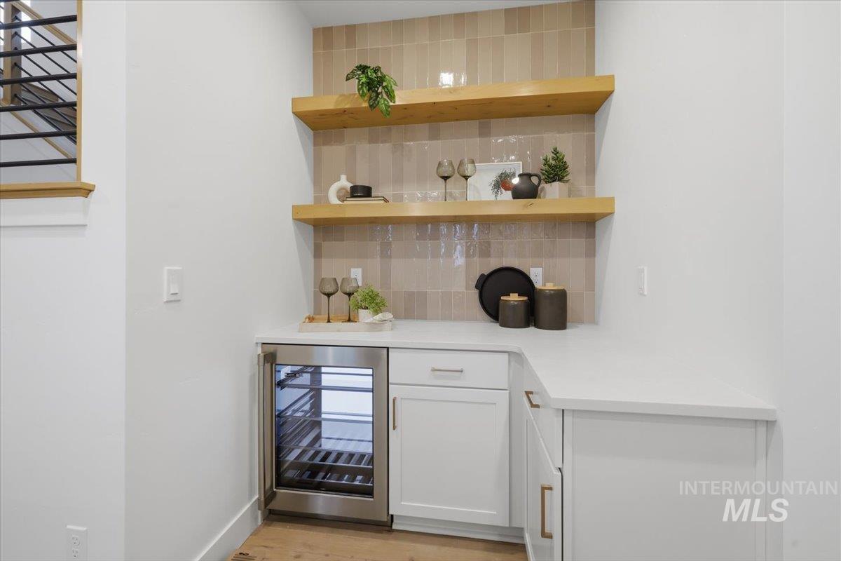 1194 S Papuan Way, Kuna, Idaho 83634, 3 Bedrooms, 3 Bathrooms, Residential For Sale, Price $629,900, 98984113