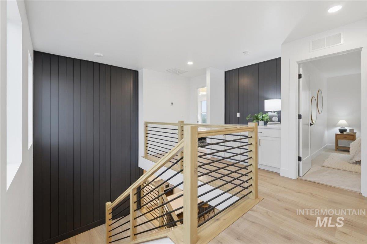 1194 S Papuan Way, Kuna, Idaho 83634, 3 Bedrooms, 3 Bathrooms, Residential For Sale, Price $629,900, 98984113