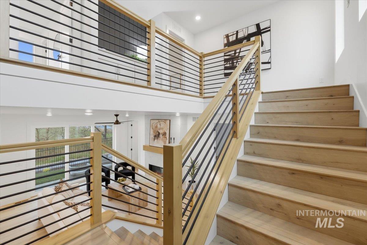 1194 S Papuan Way, Kuna, Idaho 83634, 3 Bedrooms, 3 Bathrooms, Residential For Sale, Price $629,900, 98984113