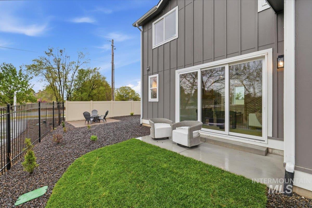 1194 S Papuan Way, Kuna, Idaho 83634, 3 Bedrooms, 3 Bathrooms, Residential For Sale, Price $629,900, 98984113