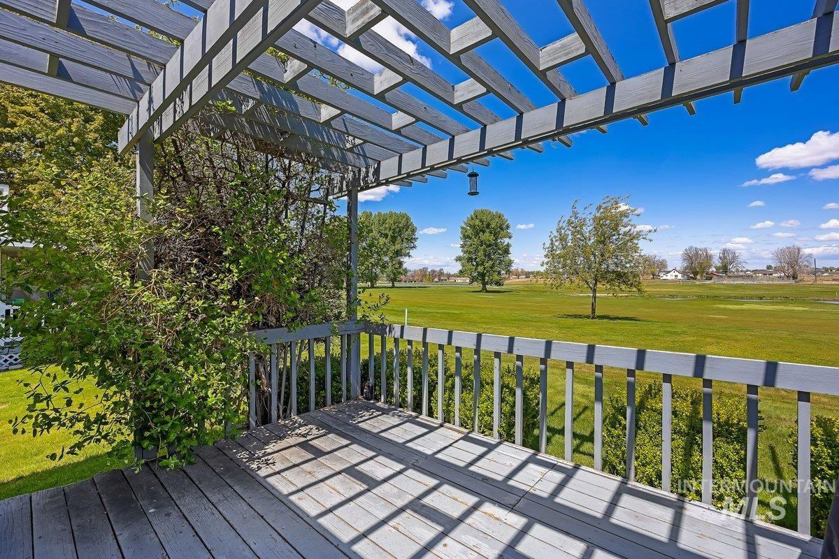 124 A Seminole Cir, Jerome, Idaho 83338, 3 Bedrooms, 2 Bathrooms, Residential For Sale, Price $315,000, 98984116