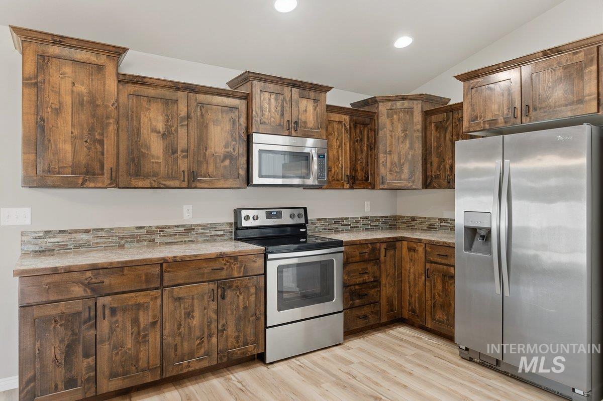 1204 5Th Ave E, Jerome, Idaho 83338-5116, 4 Bedrooms, 2 Bathrooms, Residential For Sale, Price $424,900, 98984117