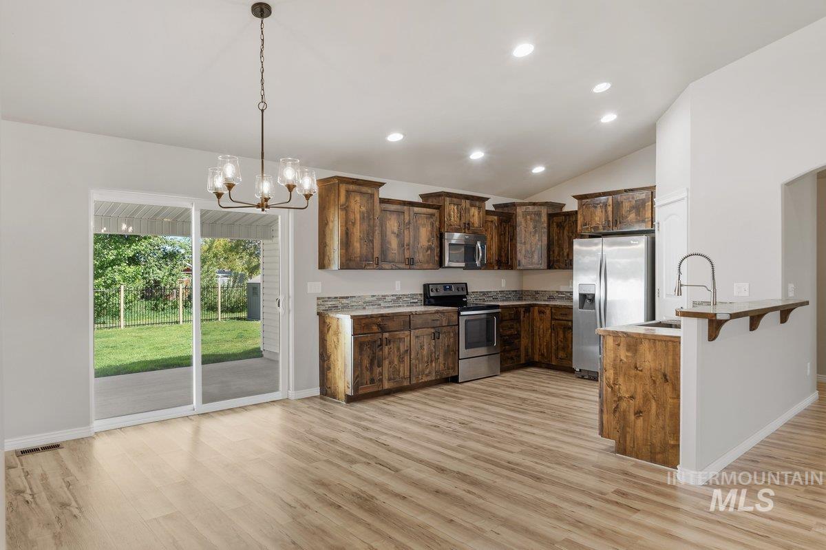 1204 5Th Ave E, Jerome, Idaho 83338-5116, 4 Bedrooms, 2 Bathrooms, Residential For Sale, Price $433,000, 98984117