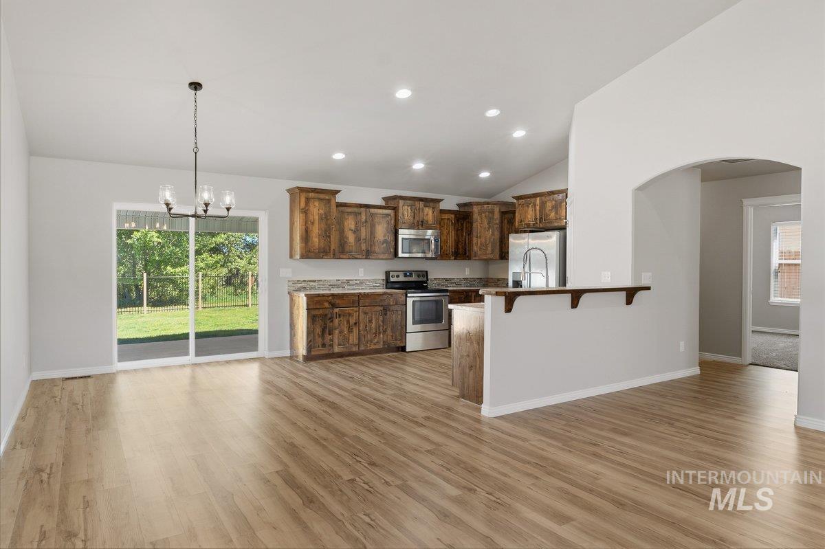 1204 5Th Ave E, Jerome, Idaho 83338-5116, 4 Bedrooms, 2 Bathrooms, Residential For Sale, Price $433,000, 98984117