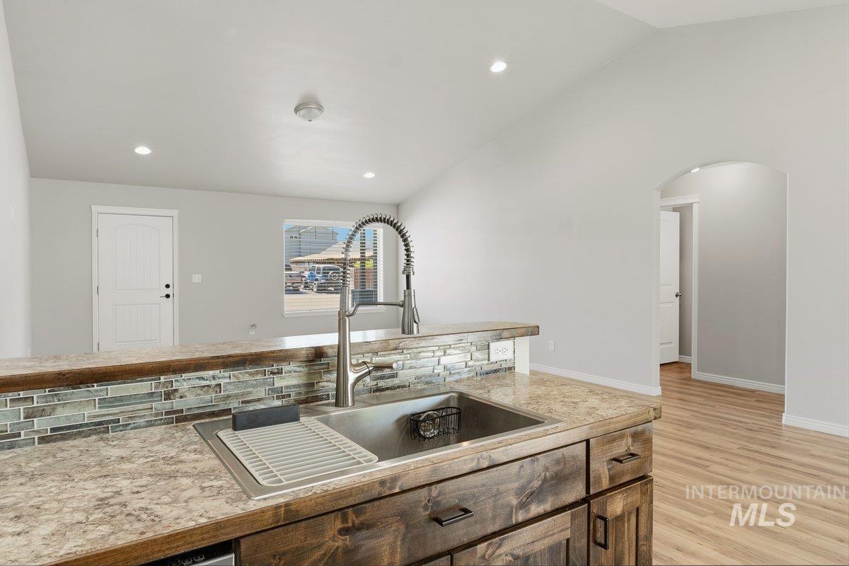 1204 5Th Ave E, Jerome, Idaho 83338-5116, 4 Bedrooms, 2 Bathrooms, Residential For Sale, Price $424,900, 98984117