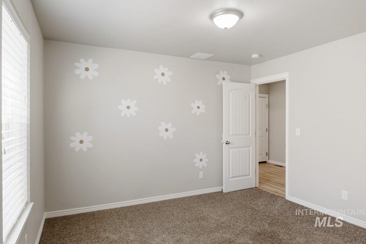 1204 5Th Ave E, Jerome, Idaho 83338-5116, 4 Bedrooms, 2 Bathrooms, Residential For Sale, Price $424,900, 98984117