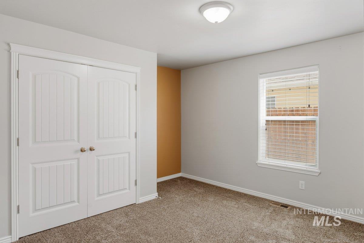 1204 5Th Ave E, Jerome, Idaho 83338-5116, 4 Bedrooms, 2 Bathrooms, Residential For Sale, Price $433,000, 98984117