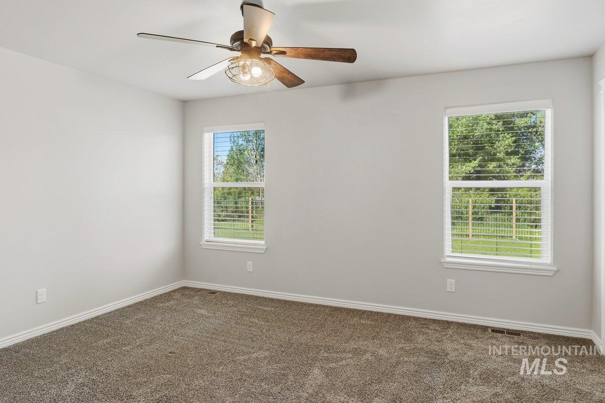 1204 5Th Ave E, Jerome, Idaho 83338-5116, 4 Bedrooms, 2 Bathrooms, Residential For Sale, Price $433,000, 98984117