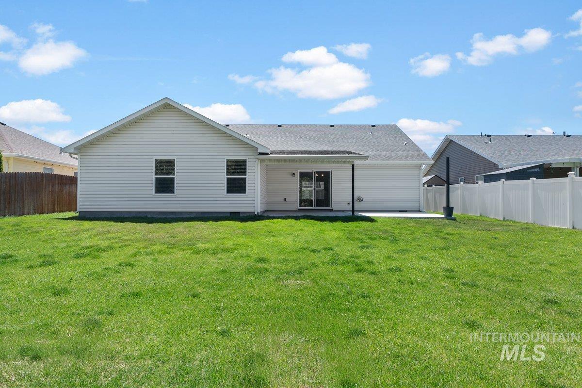 1204 5Th Ave E, Jerome, Idaho 83338-5116, 4 Bedrooms, 2 Bathrooms, Residential For Sale, Price $433,000, 98984117