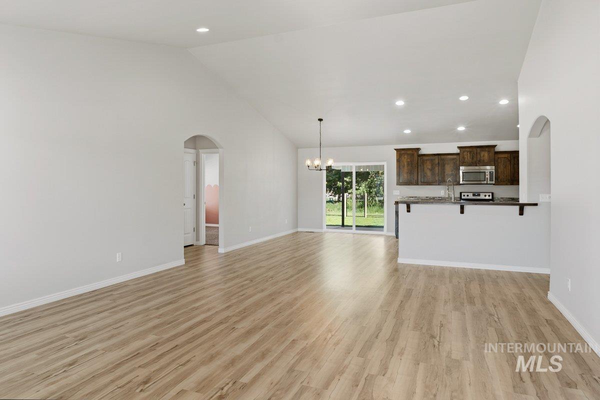 1204 5Th Ave E, Jerome, Idaho 83338-5116, 4 Bedrooms, 2 Bathrooms, Residential For Sale, Price $433,000, 98984117