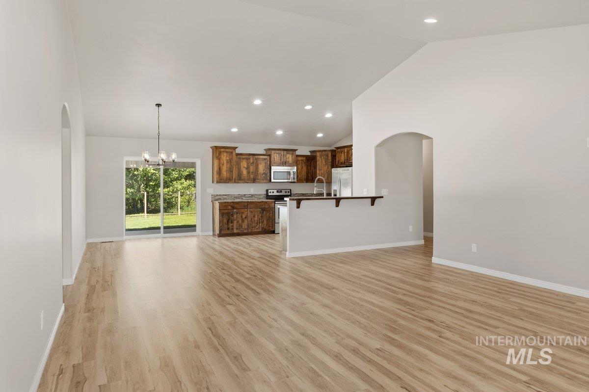 1204 5Th Ave E, Jerome, Idaho 83338-5116, 4 Bedrooms, 2 Bathrooms, Residential For Sale, Price $433,000, 98984117
