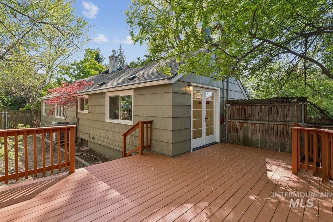 718 S Owyhee St, Boise, Idaho 83705, 3 Bedrooms, 2 Bathrooms, Residential For Sale, Price $739,000,MLS 98984119
