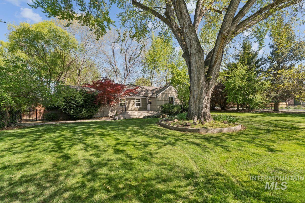 718 S Owyhee St, Boise, Idaho 83705, 3 Bedrooms, 2 Bathrooms, Residential For Sale, Price $739,000,MLS 98984119