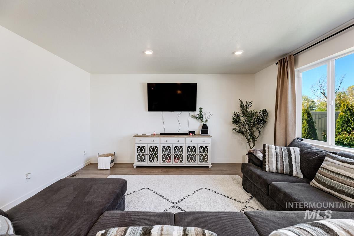 4469 S Colditz Way, Meridian, Idaho 83642, 4 Bedrooms, 2.5 Bathrooms, Residential For Sale, Price $599,900,MLS 98984121