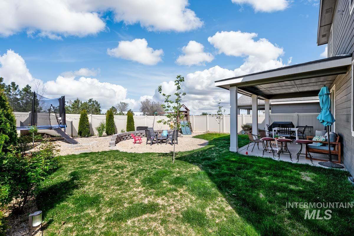 4469 S Colditz Way, Meridian, Idaho 83642, 4 Bedrooms, 2.5 Bathrooms, Residential For Sale, Price $599,900,MLS 98984121
