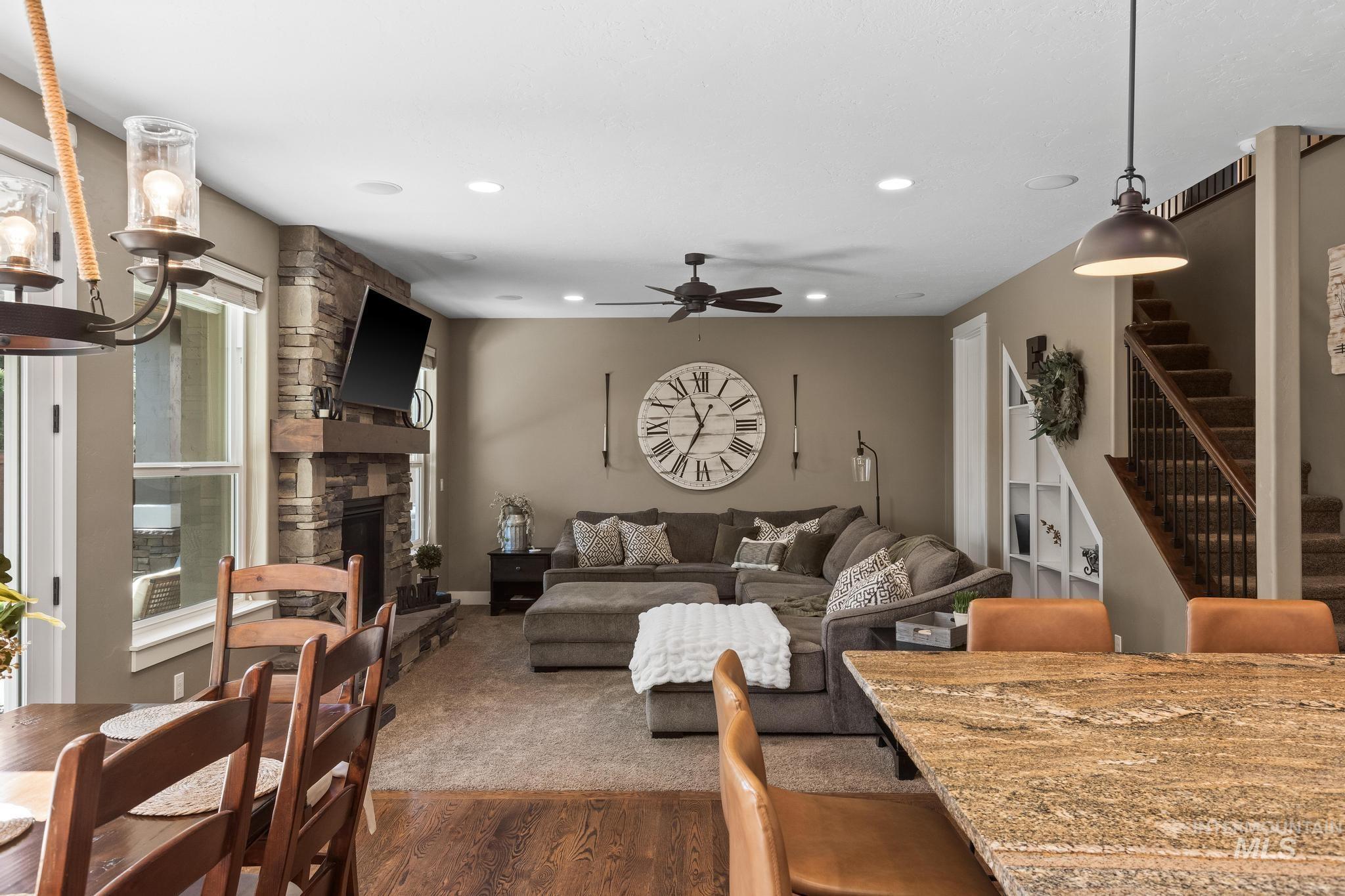 5804 N Saguaro Hills Place, Meridian, Idaho 83646, 3 Bedrooms, 2.5 Bathrooms, Residential For Sale, Price $799,990,MLS 98984124