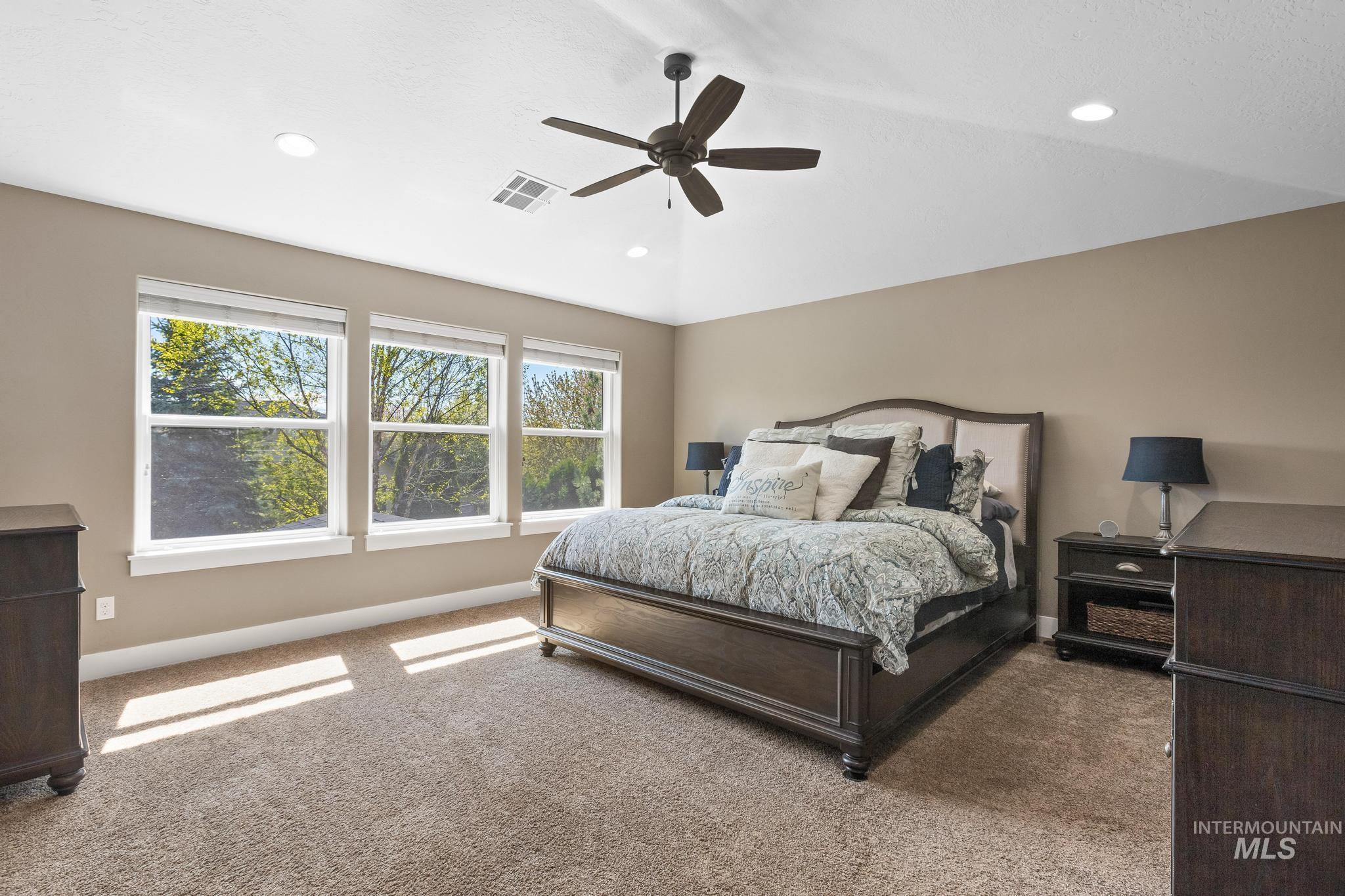 5804 N Saguaro Hills Place, Meridian, Idaho 83646, 3 Bedrooms, 2.5 Bathrooms, Residential For Sale, Price $799,990,MLS 98984124