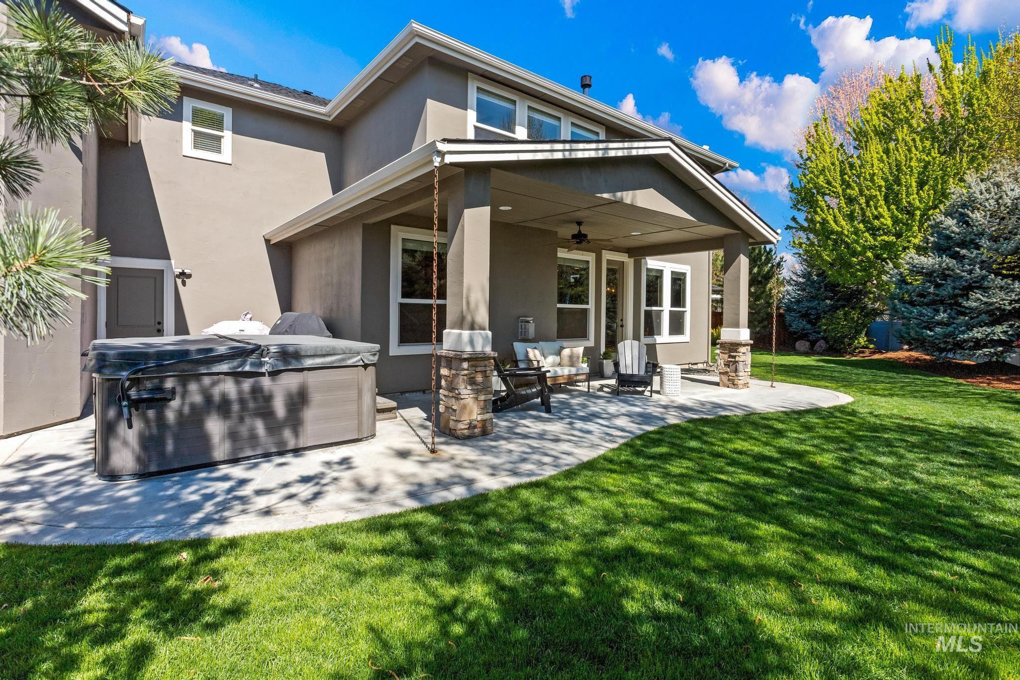 5804 N Saguaro Hills Place, Meridian, Idaho 83646, 3 Bedrooms, 2.5 Bathrooms, Residential For Sale, Price $799,990,MLS 98984124
