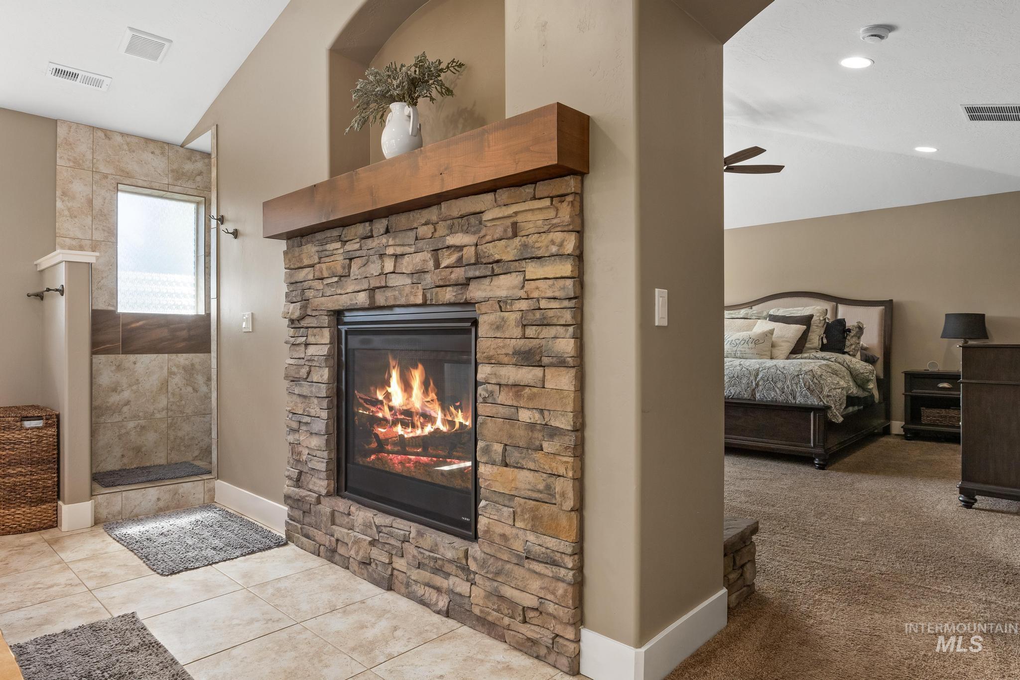 5804 N Saguaro Hills Place, Meridian, Idaho 83646, 3 Bedrooms, 2.5 Bathrooms, Residential For Sale, Price $799,990,MLS 98984124