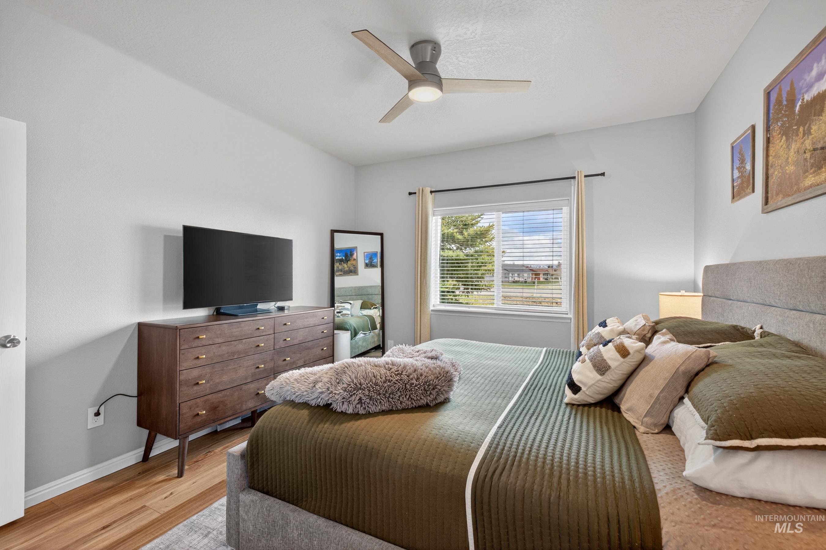 26 Mangum Circle, Donnelly, Idaho 83615, 3 Bedrooms, 2 Bathrooms, Residential For Sale, Price $375,000, 98984125