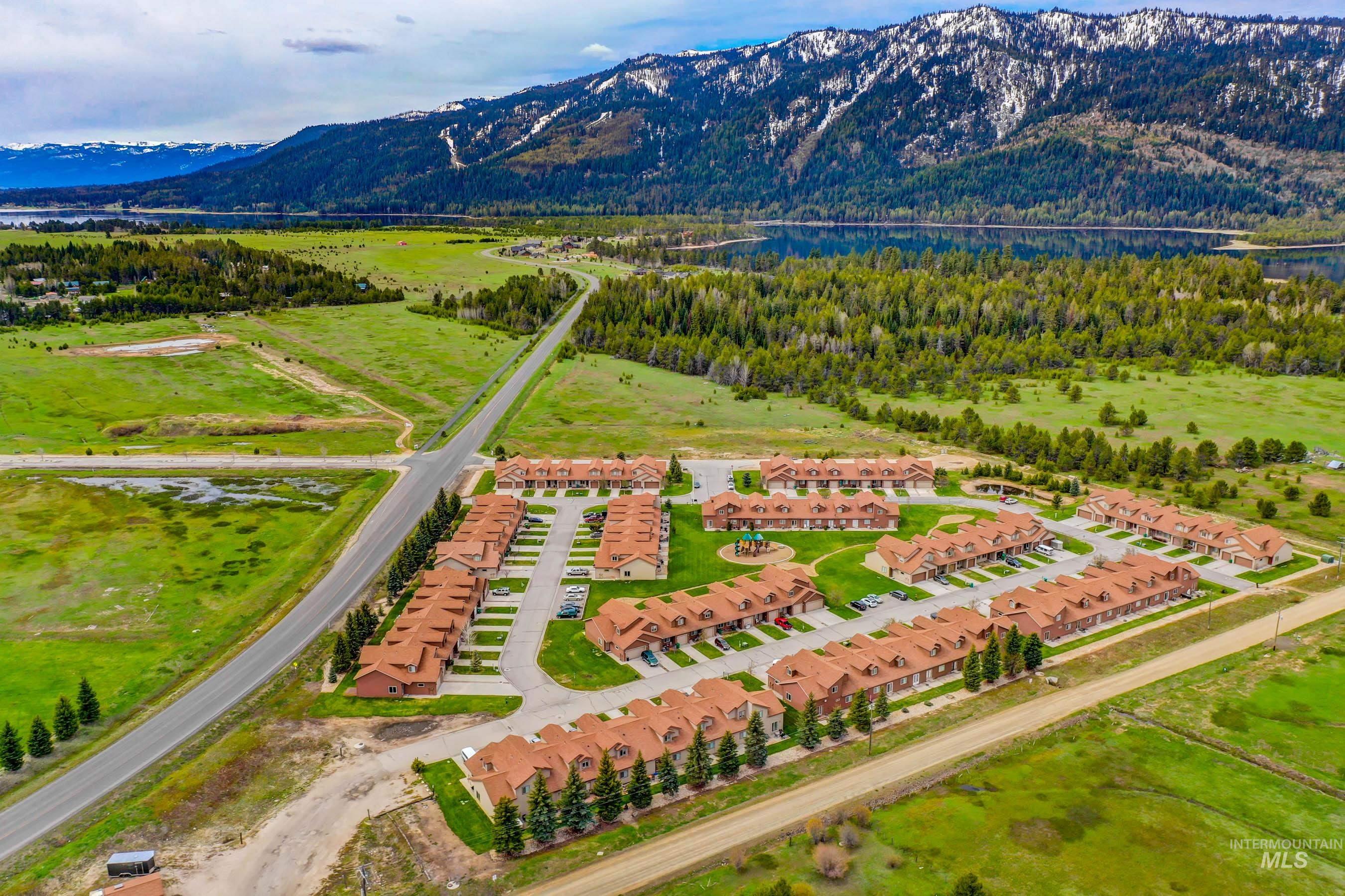 26 Mangum Circle, Donnelly, Idaho 83615, 3 Bedrooms, 2 Bathrooms, Residential For Sale, Price $375,000, 98984125