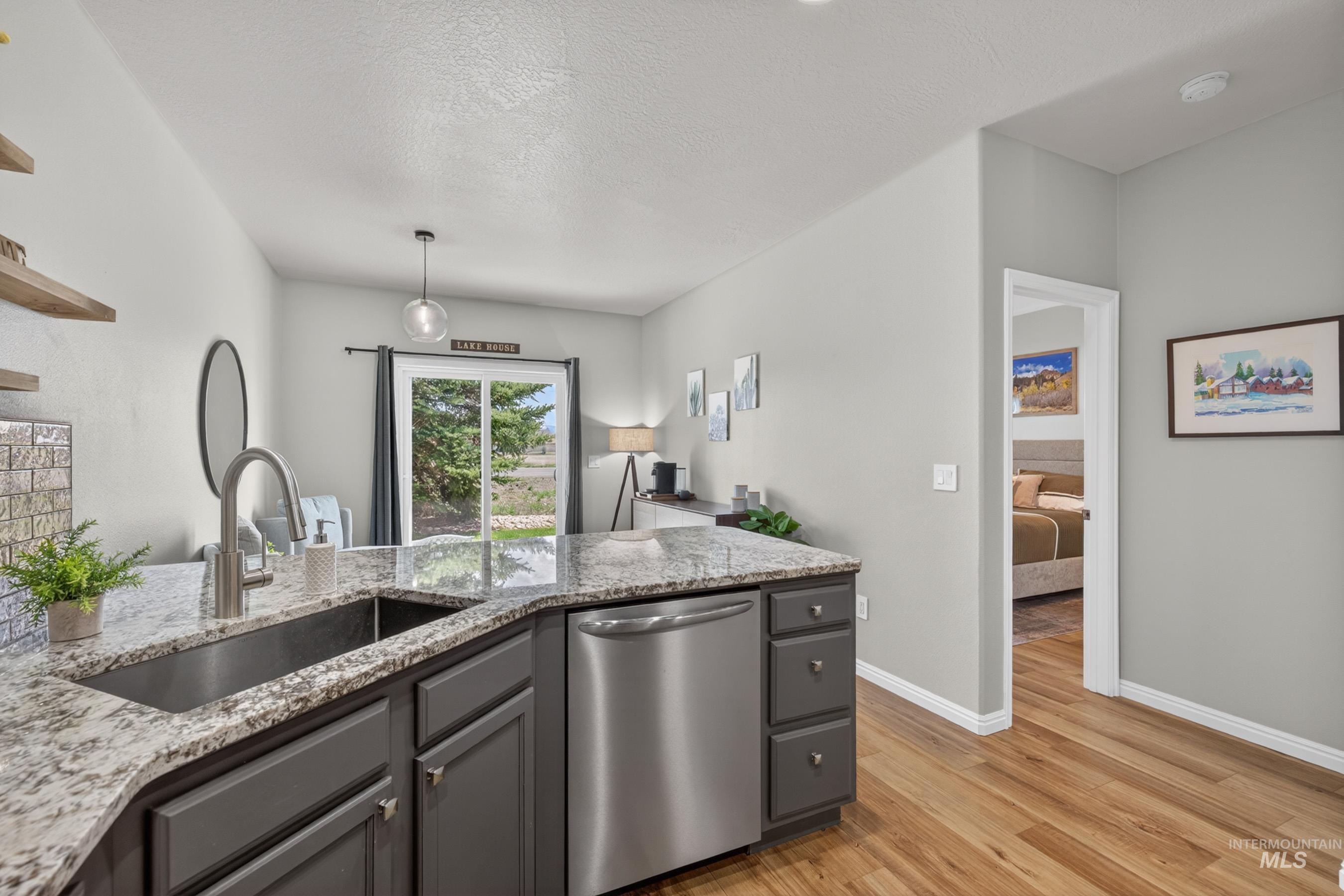 26 Mangum Circle, Donnelly, Idaho 83615, 3 Bedrooms, 2 Bathrooms, Residential For Sale, Price $375,000, 98984125