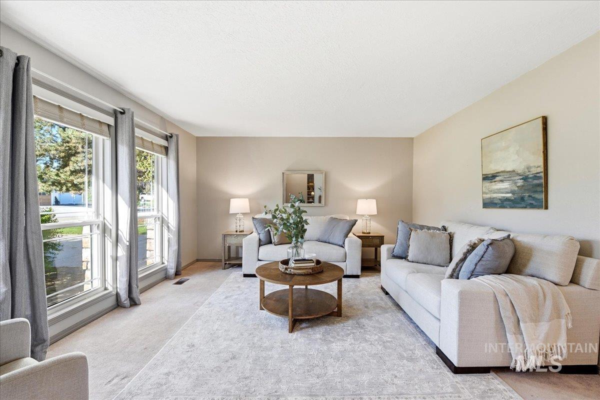 11842 W Tioga St, Boise, Idaho 83709, 5 Bedrooms, 4.5 Bathrooms, Residential For Sale, Price $700,000,MLS 98984126