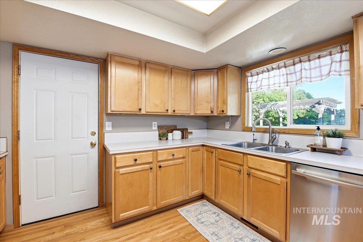 11842 W Tioga St, Boise, Idaho 83709, 5 Bedrooms, 4.5 Bathrooms, Residential For Sale, Price $700,000,MLS 98984126