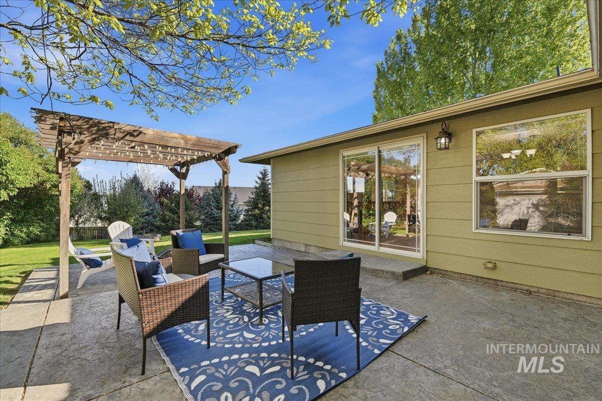 11842 W Tioga St, Boise, Idaho 83709, 5 Bedrooms, 4.5 Bathrooms, Residential For Sale, Price $700,000,MLS 98984126