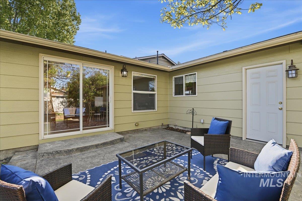 11842 W Tioga St, Boise, Idaho 83709, 5 Bedrooms, 4.5 Bathrooms, Residential For Sale, Price $700,000,MLS 98984126