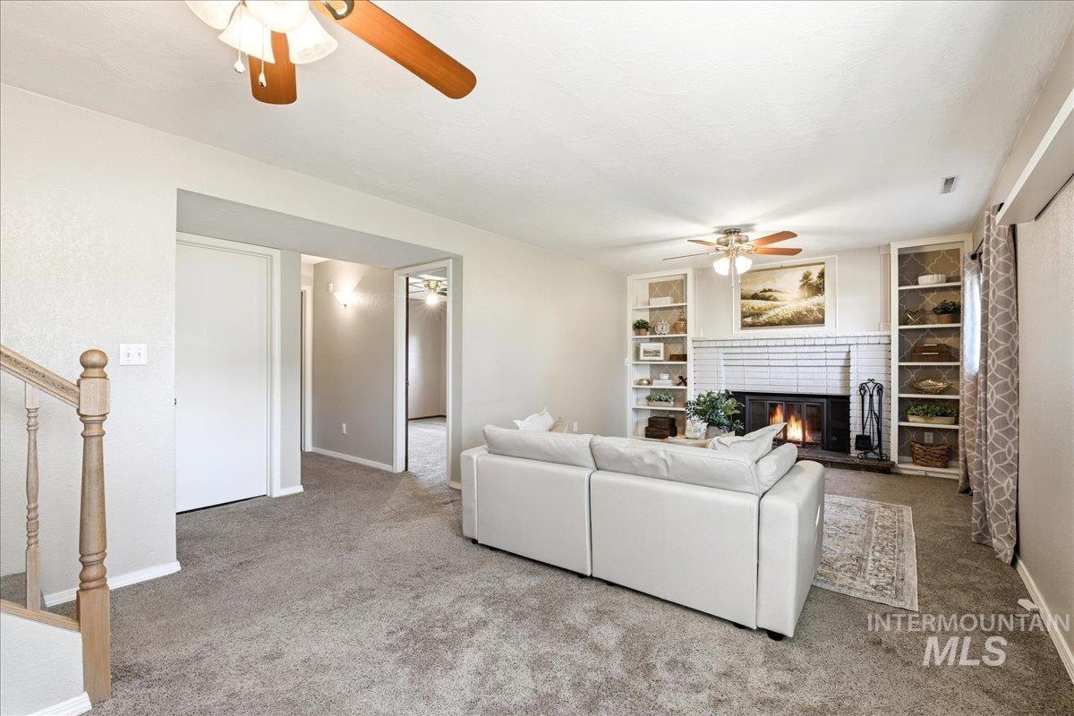 11842 W Tioga St, Boise, Idaho 83709, 5 Bedrooms, 4.5 Bathrooms, Residential For Sale, Price $700,000,MLS 98984126