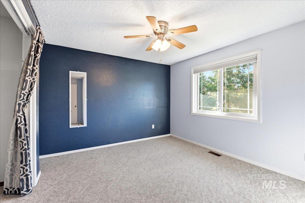11842 W Tioga St, Boise, Idaho 83709, 5 Bedrooms, 4.5 Bathrooms, Residential For Sale, Price $700,000,MLS 98984126