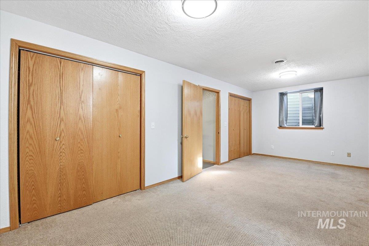11842 W Tioga St, Boise, Idaho 83709, 5 Bedrooms, 4.5 Bathrooms, Residential For Sale, Price $700,000,MLS 98984126