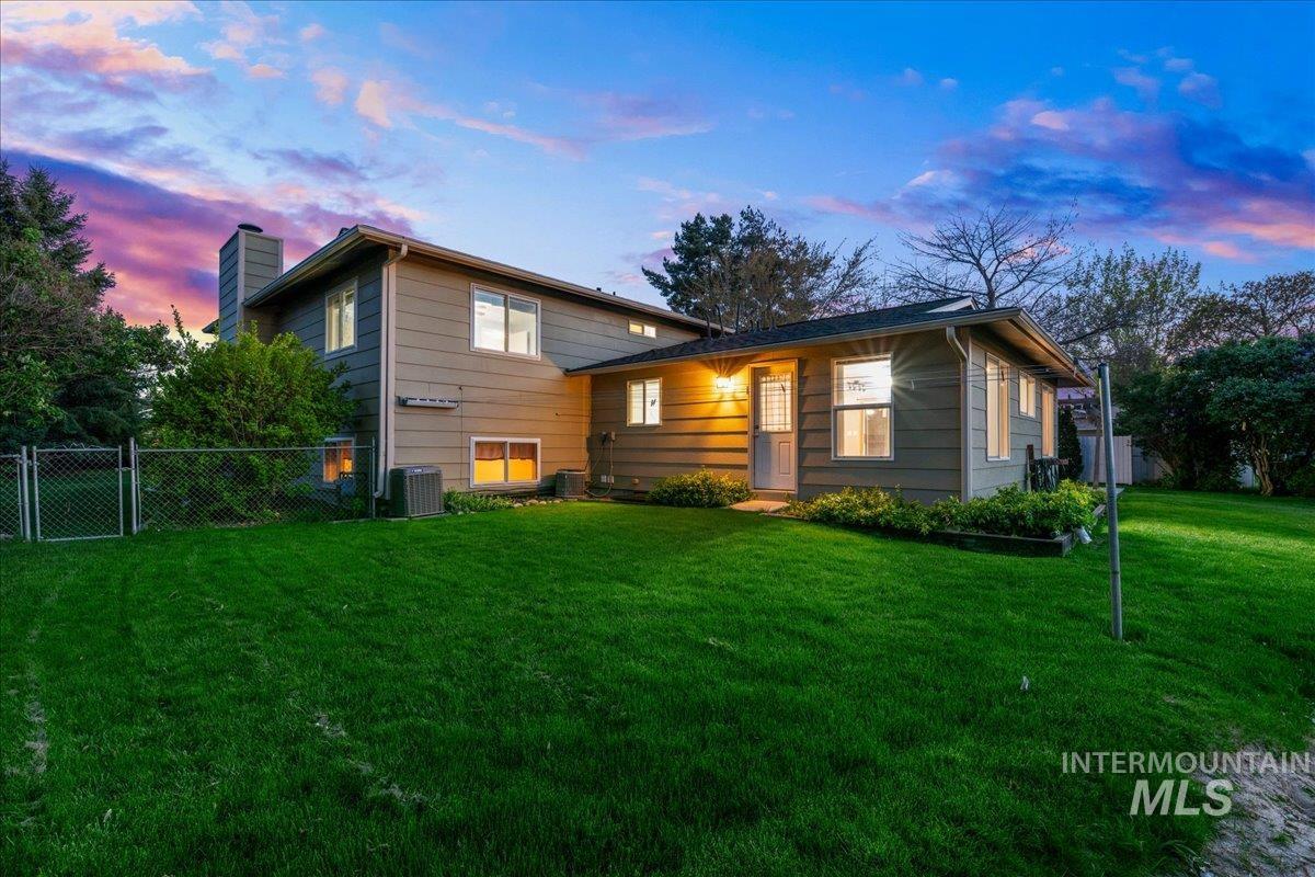 11842 W Tioga St, Boise, Idaho 83709, 5 Bedrooms, 4.5 Bathrooms, Residential For Sale, Price $700,000,MLS 98984126