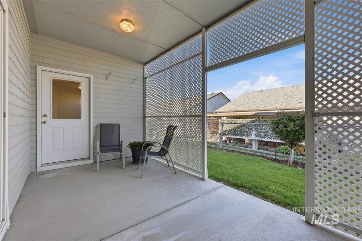 829 Bristol, Nampa, Idaho 83651, 3 Bedrooms, 2 Bathrooms, Residential For Sale, Price $349,000, 98984127