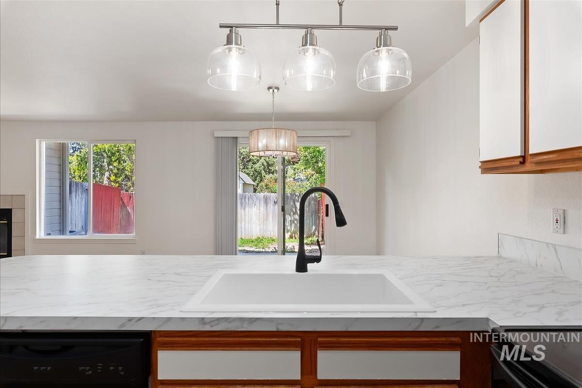 362 E Elwood Ln, Boise, Idaho 83706, 3 Bedrooms, 1.5 Bathrooms, Residential For Sale, Price $374,900, 98984128