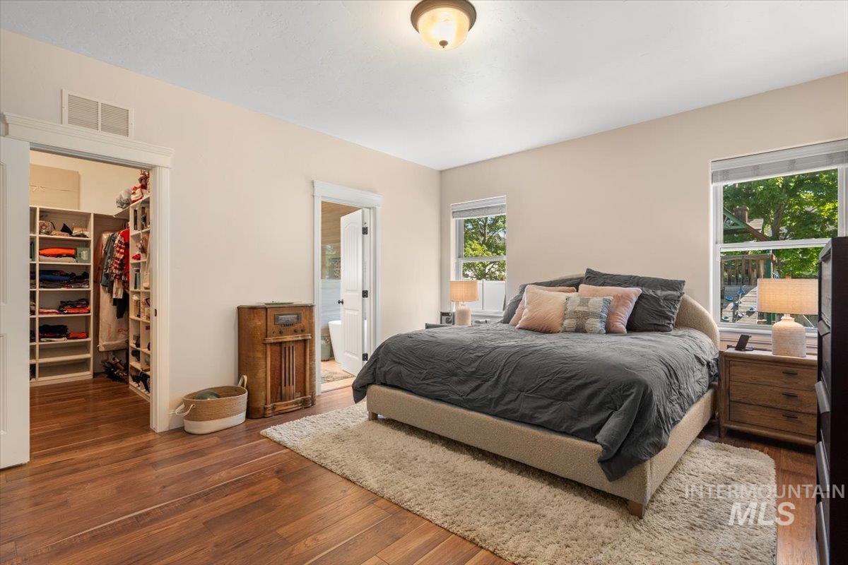 4154 N Tipton Ave., Meridian, Idaho 83646, 5 Bedrooms, 3.5 Bathrooms, Residential For Sale, Price $700,000,MLS 98984131